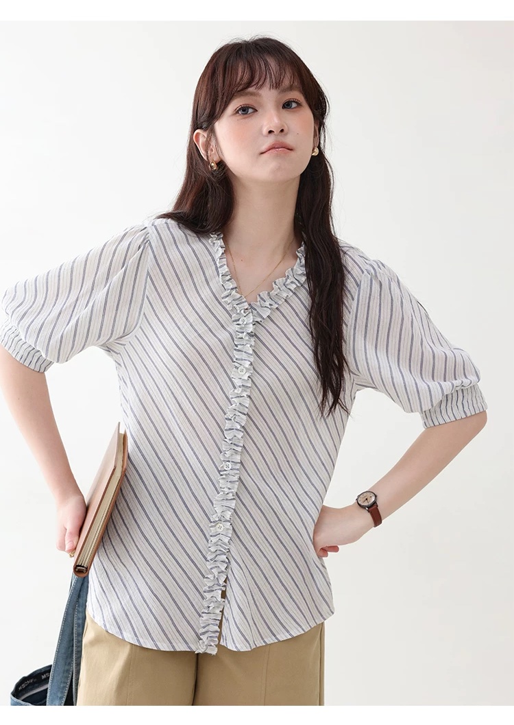 藍條紋v領木耳邊襯衫女夏季新款純棉五分袖上衣,藍條紋v領木耳邊襯衫女夏季新款純棉五分袖上衣,HBFS1098,藍條紋v領木耳邊襯衫女夏季新款純棉五分袖上衣,荷葉邊領,全棉面料