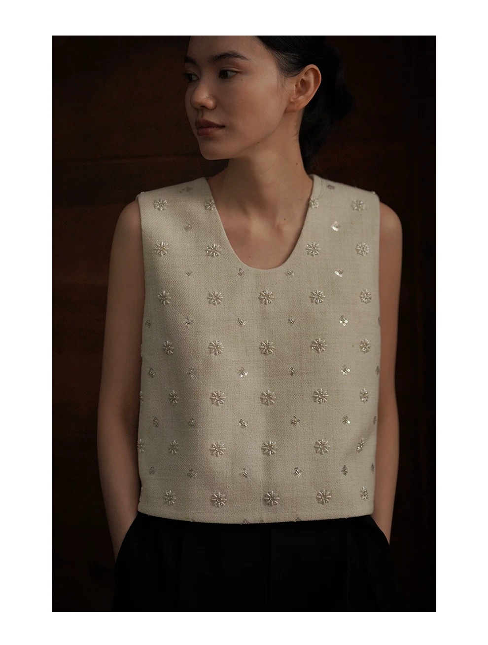 重磅手工釘珠無袖U領寬鬆貴氣千金氣質上衣顯瘦無袖背心,重磅手工釘珠無袖U領寬鬆貴氣千金氣質上衣顯瘦無袖背心,HBFS1109,重磅手工釘珠無袖U領寬鬆貴氣千金氣質上衣顯瘦無袖背心,小香名媛,亮片珠珠