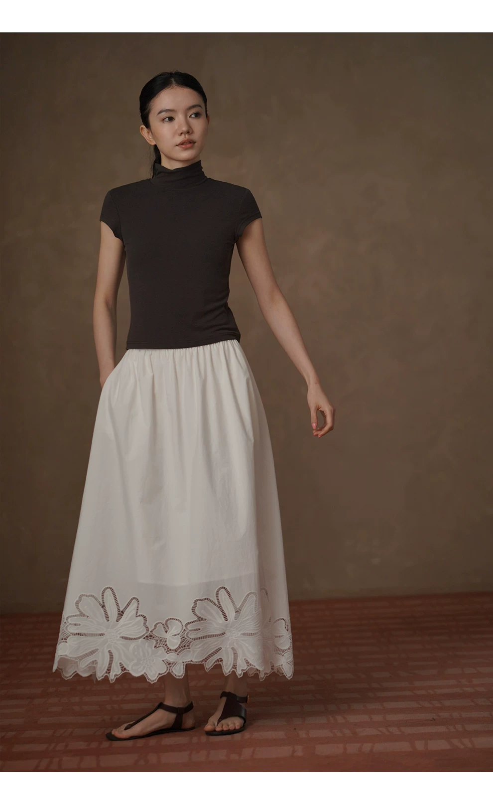 假日漫步定位刺繡蕾絲高支棉鬆緊腰頭長款顯瘦半身裙女,假日漫步定位刺繡蕾絲高支棉鬆緊腰頭長款顯瘦半身裙女,HBFS2022,假日漫步定位刺繡蕾絲高支棉鬆緊腰頭長款顯瘦半身裙女,純棉親膚,A字修身