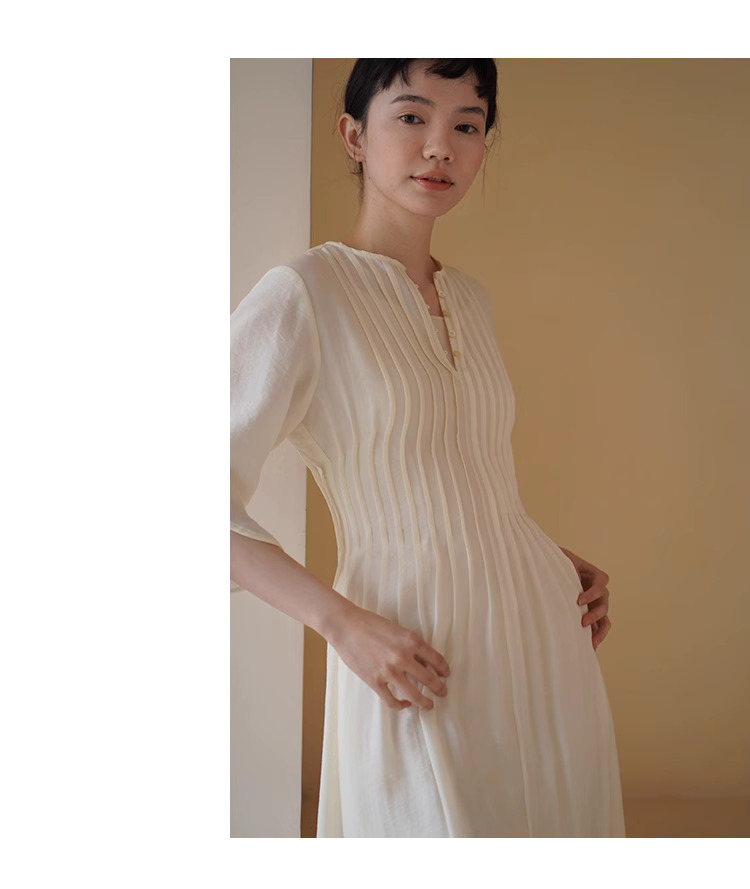 優雅流光氣質立體塔克線收腰精緻復古顯瘦氛圍洋裝女