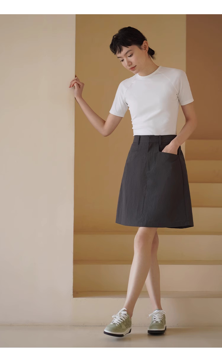 戶外感山系挺括裙子A字輪廓小個子高腰顯瘦遮肉半身裙女