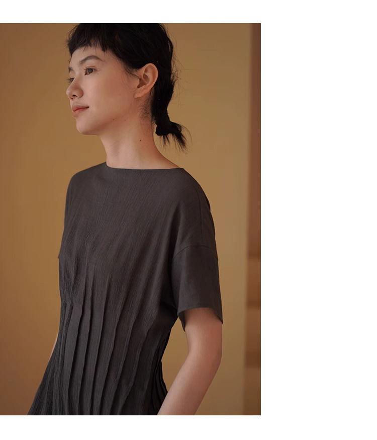 溫潤水墨畫立體打攬收腰工藝顯瘦落肩氣質通勤連身裙女