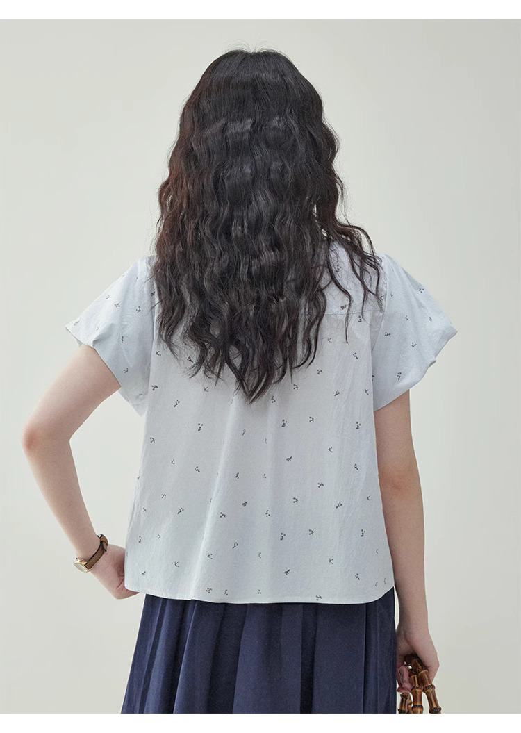 甜美泡泡袖純棉小花襯衫女夏季娃娃領單排扣上衣