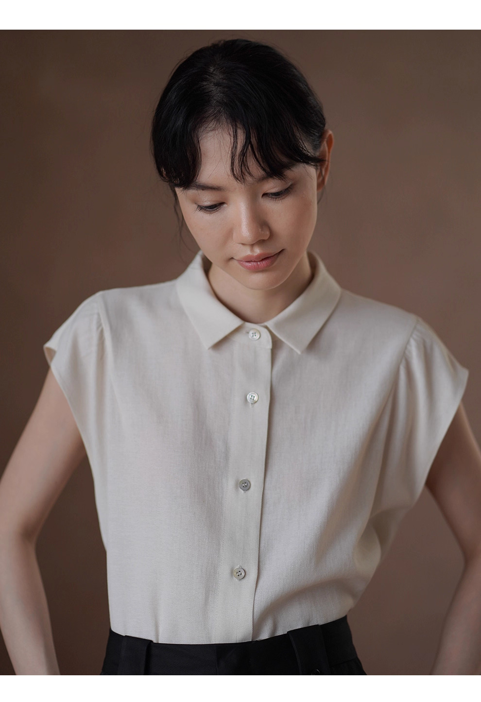 通勤選手柔軟亞麻混紡清爽透氣小巧版型飛袖顯瘦襯衫女