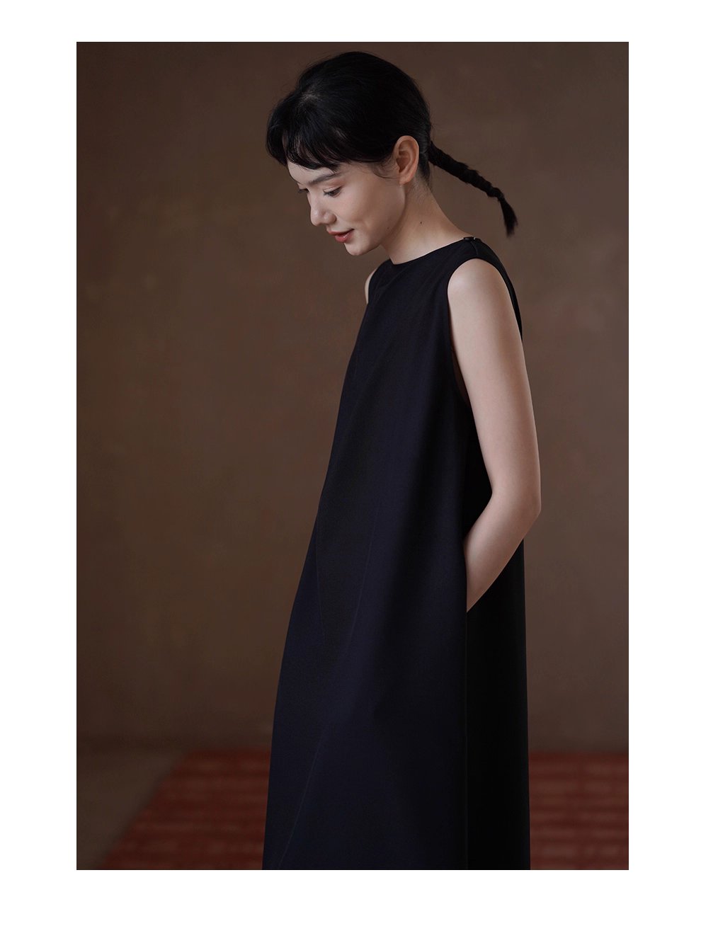 新爵會議不對稱扭褶肩洋裝寬鬆通勤垂墜顯瘦洋裝女