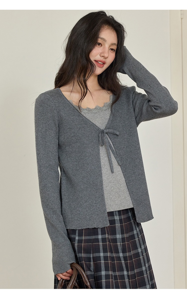 大尺碼灰色針織衫女假兩件上衣秋季穿搭胖mm正肩上衣