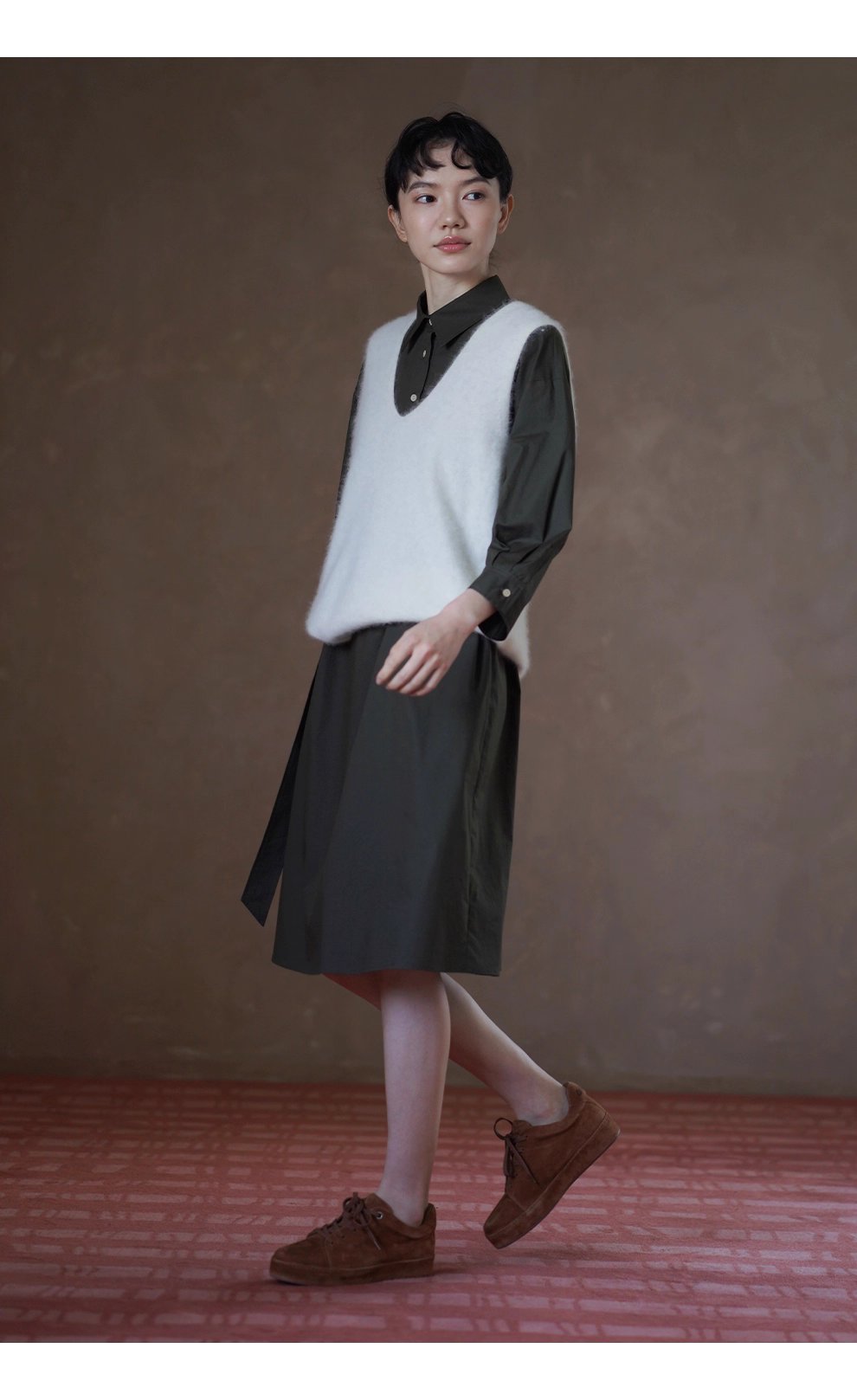 都會松柏水洗柔軟100棉隨性通勤寬鬆顯瘦腰帶襯衫洋裝