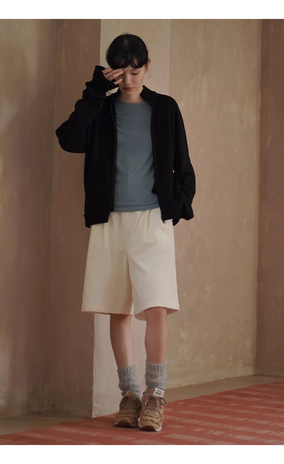 軟糯空氣層垂感寬鬆顯瘦休閒立領外套小眾打攬袖口衛衣