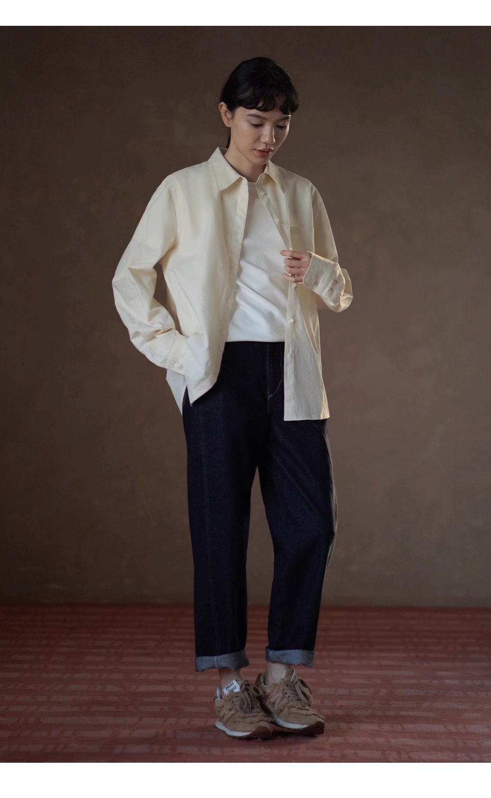 萬年青顯瘦經典版型復古原色直筒高腰不挑人休閒牛仔褲