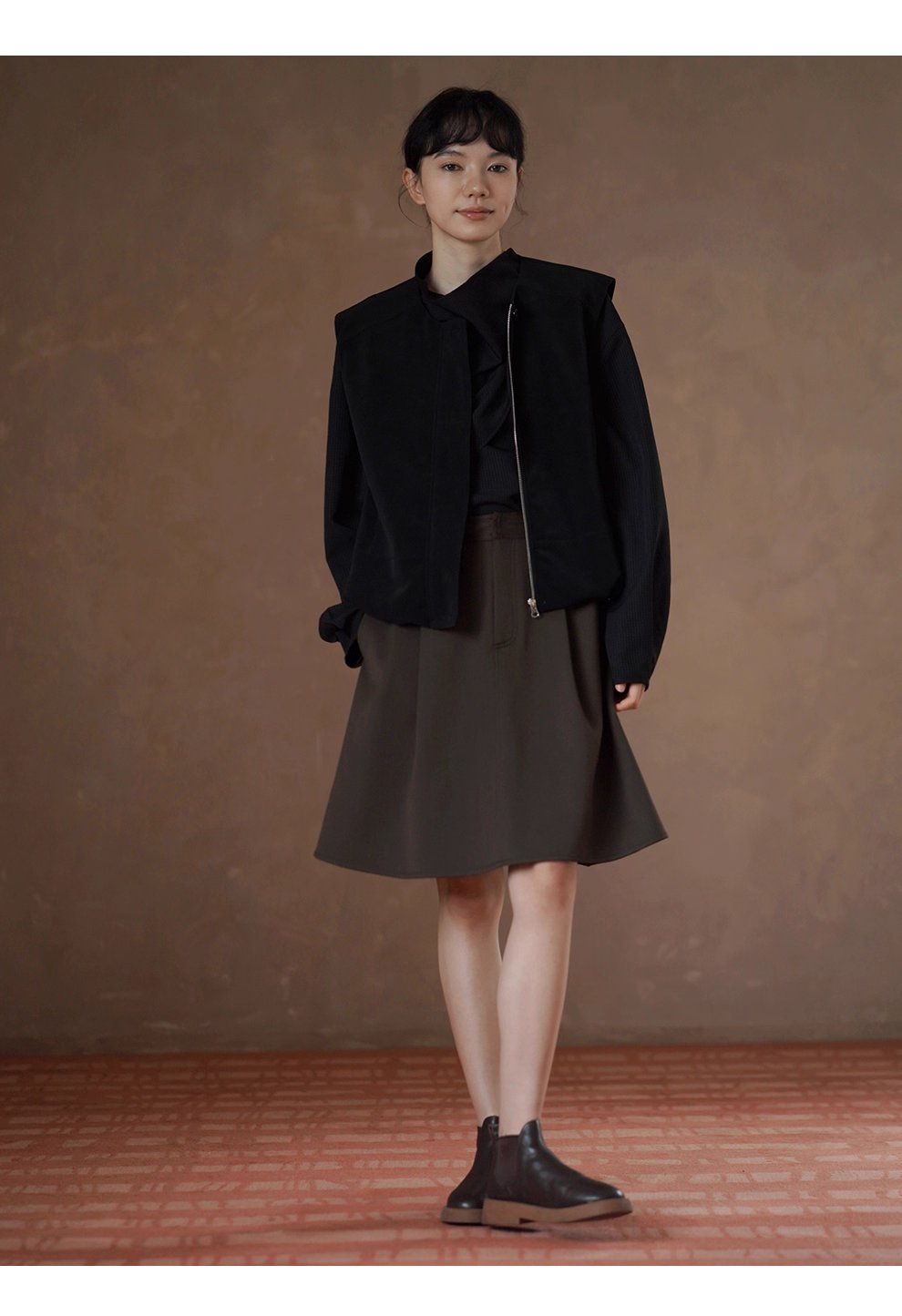 俐落剪裁綿羊毛混紡挺括西裝布料高腰A字顯瘦高腰半身裙