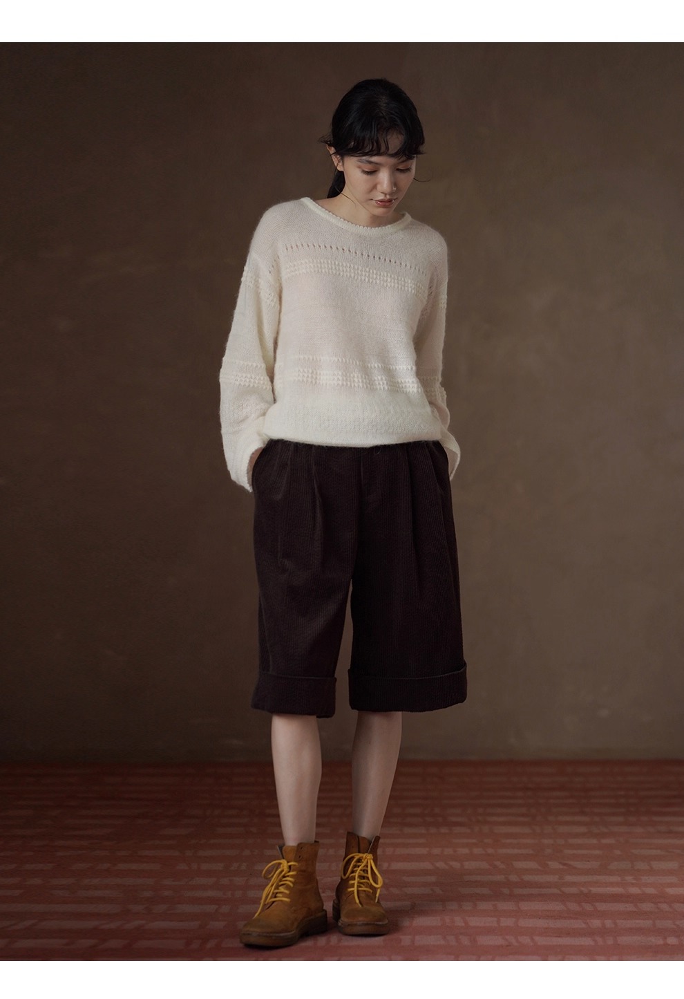 浪漫詩篇唯美重工鉤花馬海毛綿羊毛混紡圓領寬鬆毛衣女