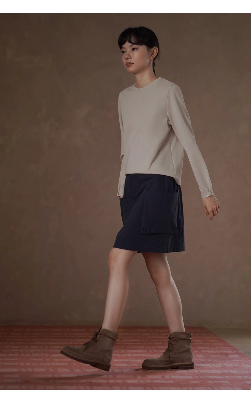 強包容配色基本款內搭可調式連結袖口圓領寬鬆T恤上衣女