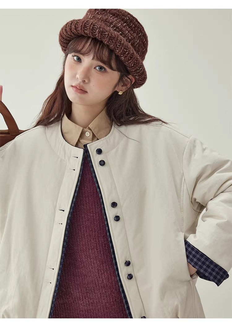 撞色單排扣落肩長袖保暖棉服外套女冬季寬鬆圓領上衣,撞色單排扣落肩長袖保暖棉服外套女冬季寬鬆圓領上衣,HBEW5129,撞色單排扣落肩長袖保暖棉服外套女冬季寬鬆圓領上衣,圓領排扣,格紋拼接