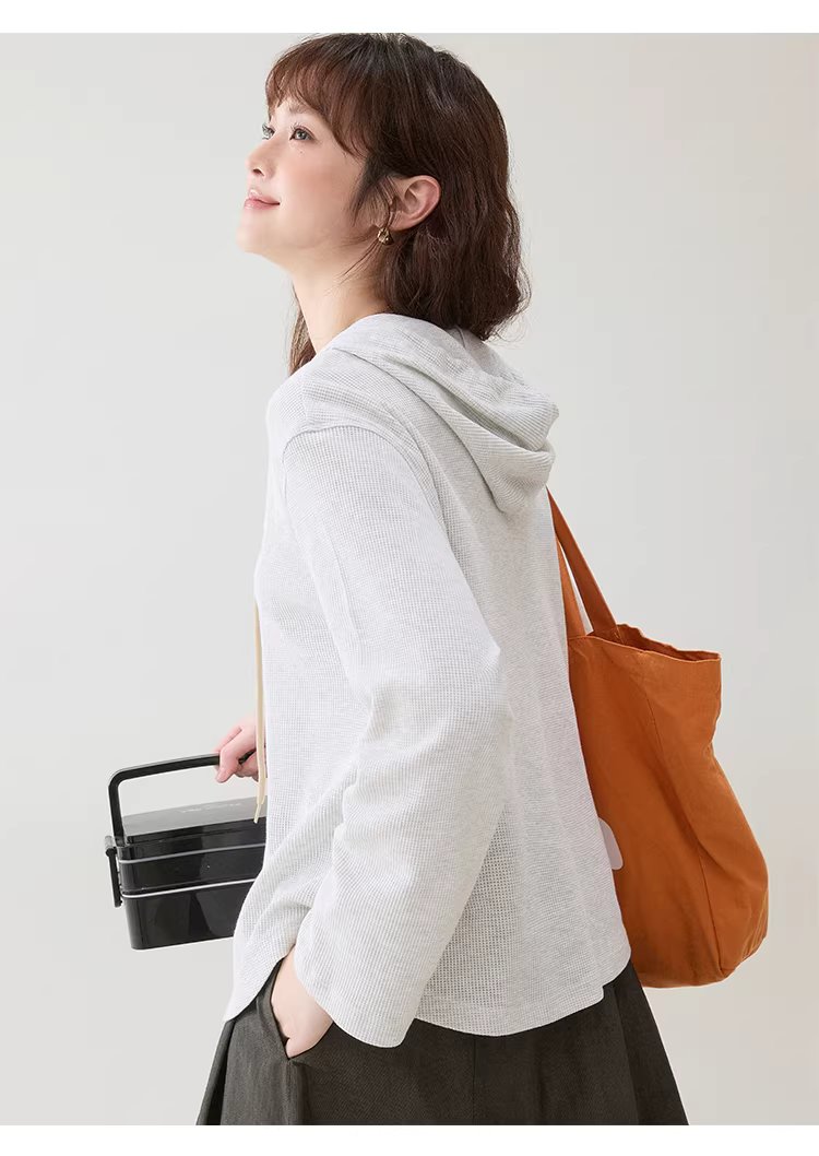 灰色華夫格連帽薄款T恤女春季新款通勤寬鬆上衣,灰色華夫格連帽薄款T恤女春季新款通勤寬鬆上衣,HBFS1004,灰色華夫格連帽薄款T恤女春季新款通勤寬鬆上衣,連帽上衣,華夫格