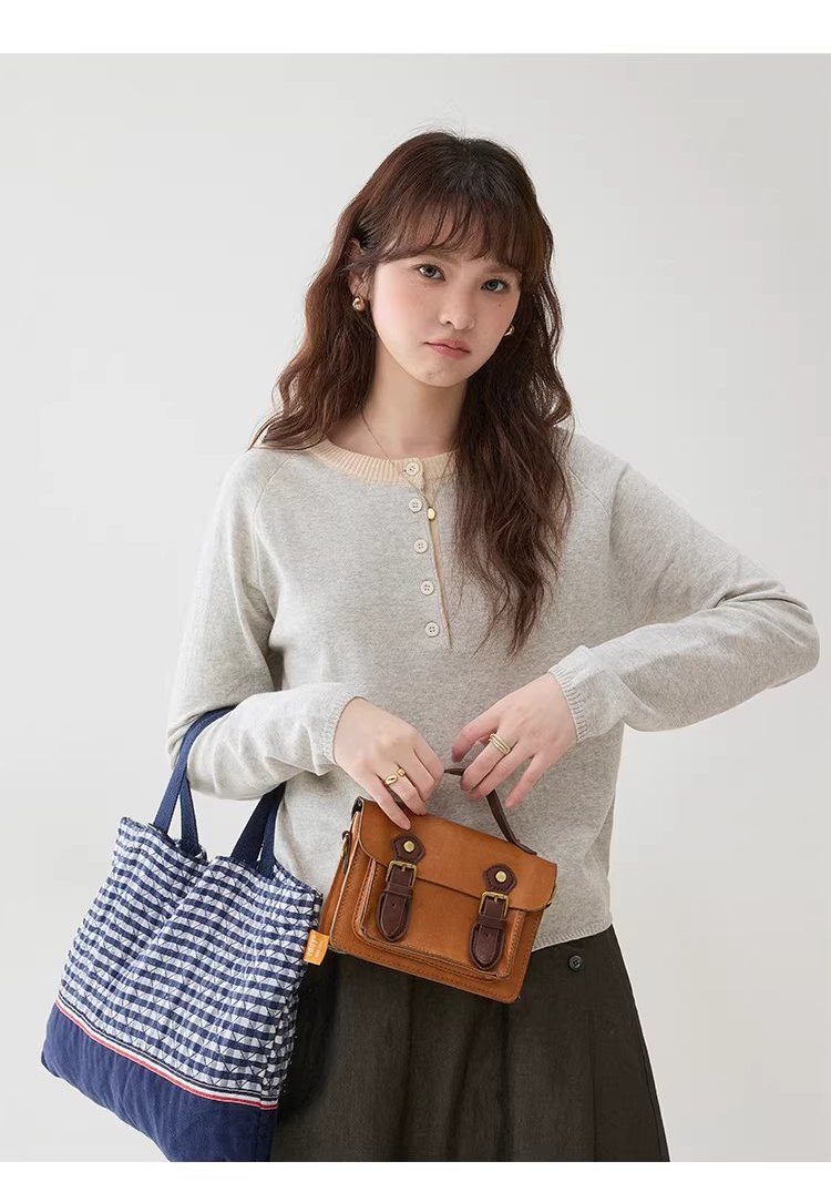 撞色領半開扣純棉針織衫女春季新款簡約百搭上衣,撞色領半開扣純棉針織衫女春季新款簡約百搭上衣,HBFS1006,撞色領半開扣純棉針織衫女春季新款簡約百搭上衣,半開排扣,全棉面料