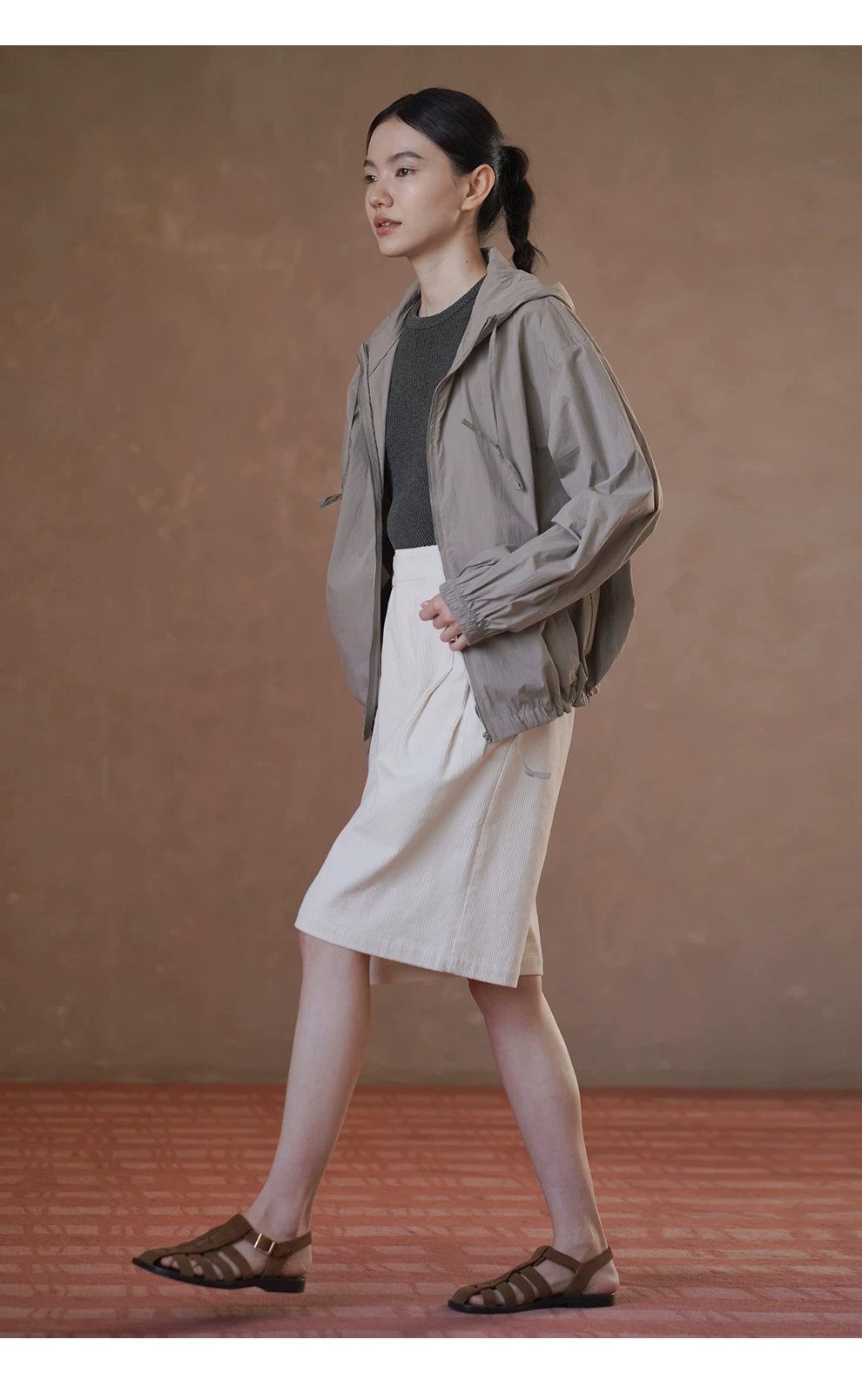 健行溯溪無負擔輕戶外透氣寬鬆H版型顯瘦連帽沖風衣外套,健行溯溪無負擔輕戶外透氣寬鬆H版型顯瘦連帽沖風衣外套,HBFS5004,健行溯溪無負擔輕戶外透氣寬鬆H版型顯瘦連帽沖風衣外套,身型友善,抽繩戶外