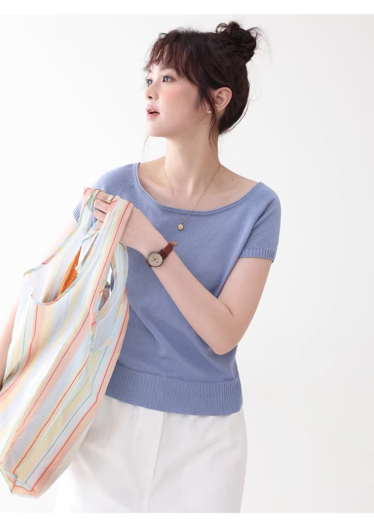 純色小一字領側開叉針織衫女夏新款慵懶顯瘦短袖上衣,純色小一字領側開叉針織衫女夏新款慵懶顯瘦短袖上衣,HBFS1051,純色小一字領側開叉針織衫女夏新款慵懶顯瘦短袖上衣,側邊開衩,薄款針織