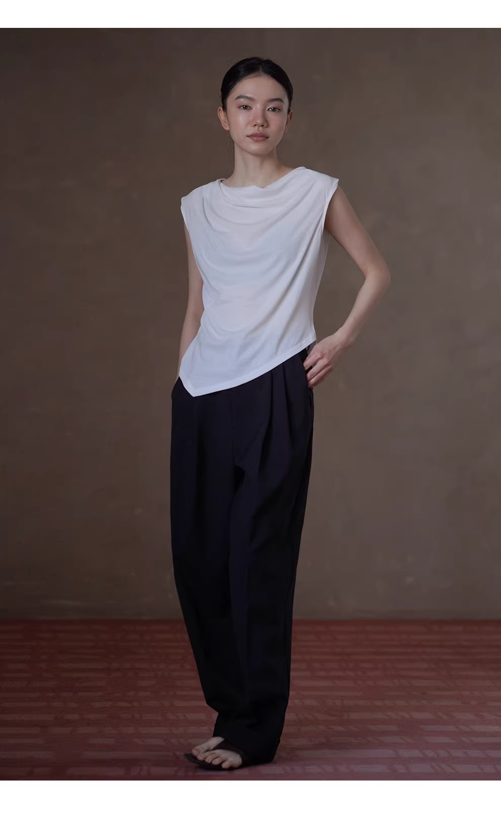 法式浪漫蕩領設計透氣薄款簡約氣質通勤無袖顯瘦上衣女,法式浪漫蕩領設計透氣薄款簡約氣質通勤無袖顯瘦上衣女,HBFS1061,法式浪漫蕩領設計透氣薄款簡約氣質通勤無袖顯瘦上衣女,蕩領設計,不規則造型