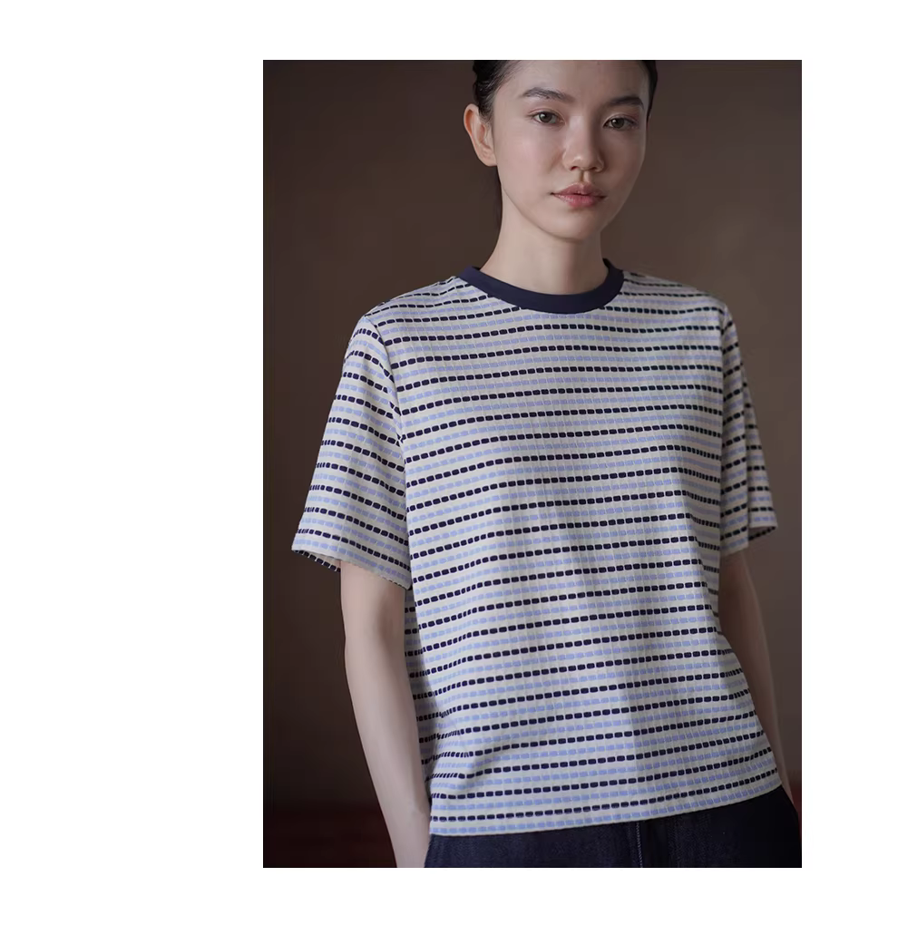 波點塗鴉筆條紋撞色領口趣味T恤寬鬆短袖圓領休閒上衣女,波點塗鴉筆條紋撞色領口趣味T恤寬鬆短袖圓領休閒上衣女,HBFS1081,波點塗鴉筆條紋撞色領口趣味T恤寬鬆短袖圓領休閒上衣女,寬鬆舒服,撞色亮點