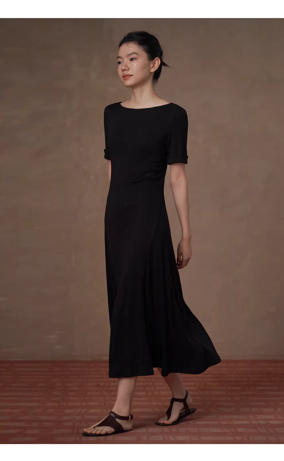 顯瘦標配小黑裙彈性親膚合身遮肉中袖圓領長洋裝女,顯瘦標配小黑裙彈性親膚合身遮肉中袖圓領長洋裝女,HBFS7035,顯瘦標配小黑裙彈性親膚合身遮肉中袖圓領長洋裝女,彈性親膚,收腰顯瘦