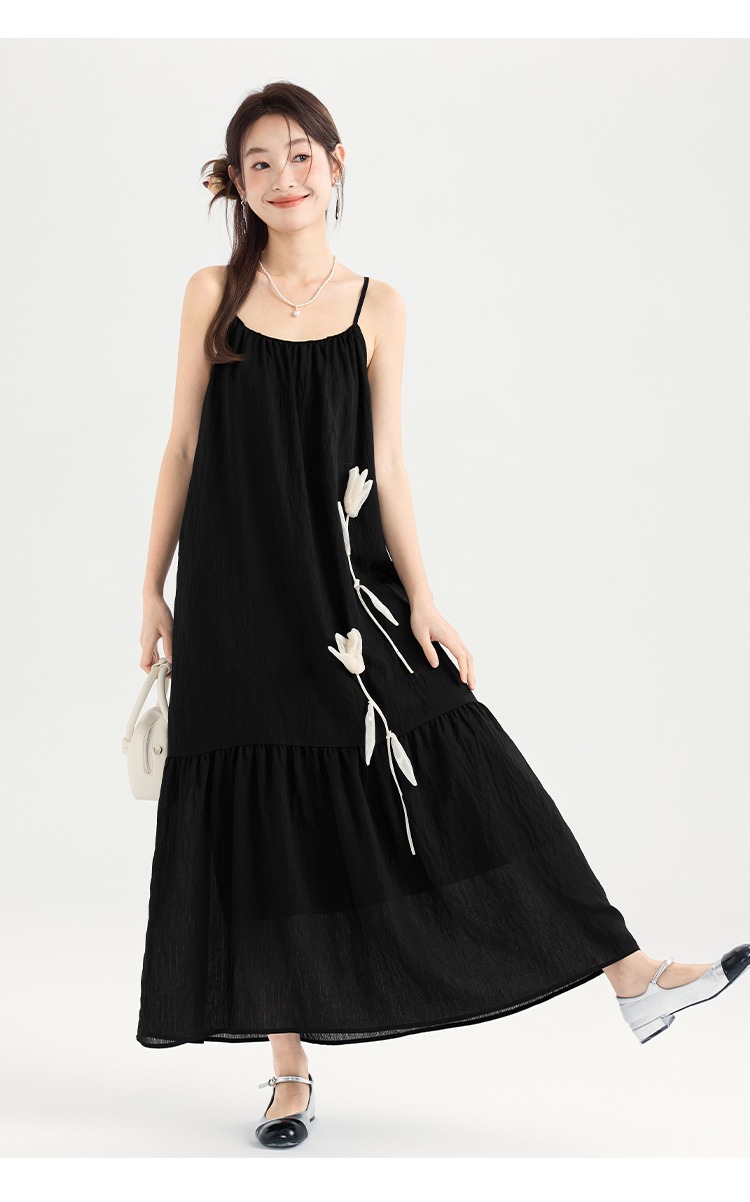 法式黑色吊帶裙高級感花沙灘裙大尺寸胖mm遮肚子洋裝連身裙