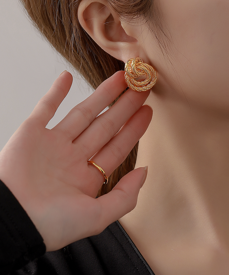 輕奢時尚氣質法式耳環