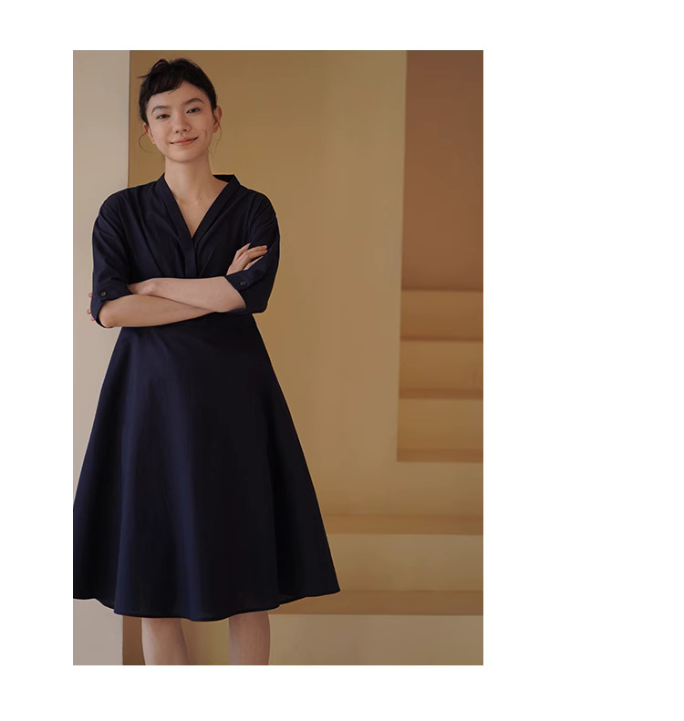 法式通勤優雅知識分子V領收褶門襟顯瘦氣質收腰連身裙女