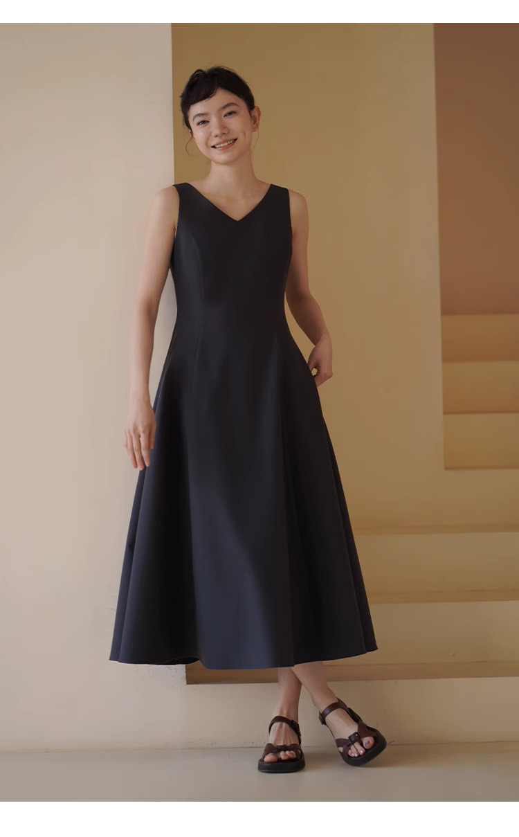 搖曳漫步優雅洋裝無袖V領收腰立裁遮肉大裙擺通勤裙子