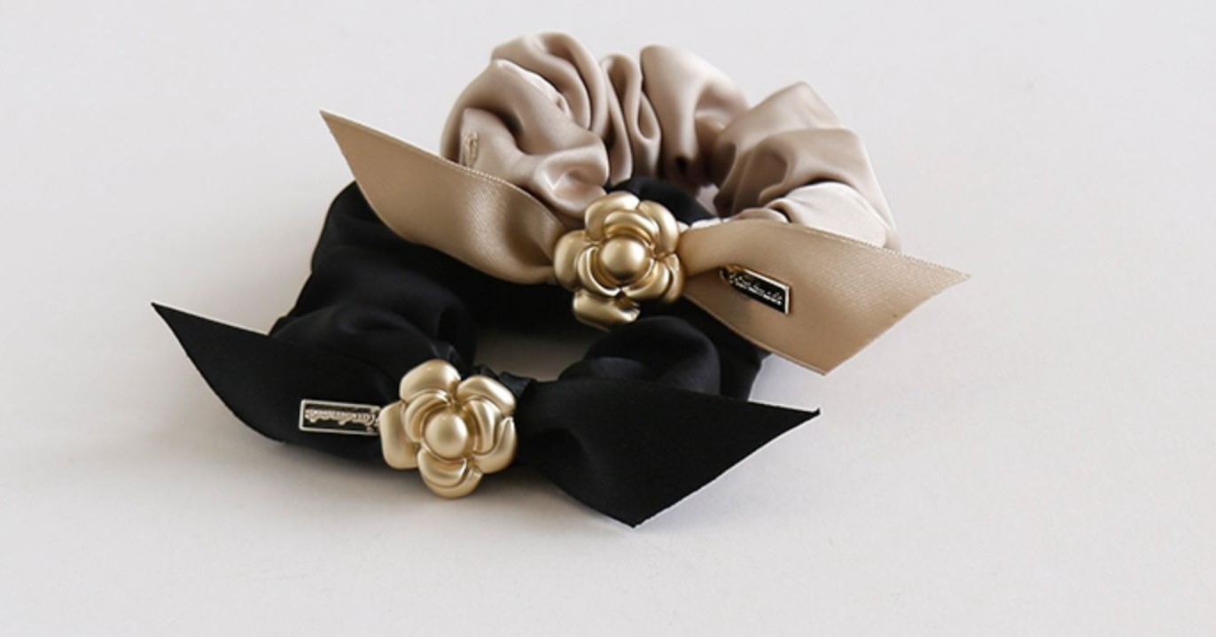 法式高級感金屬霧面山茶花大腸圈氣質紮頭髮繩髮飾女皮筋,法式高級感金屬霧面山茶花大腸圈氣質紮頭髮繩髮飾女皮筋,HBES9018,法式高級感金屬霧面山茶花大腸圈氣質紮頭髮繩髮飾女皮筋,熱銷專區,飾品配件