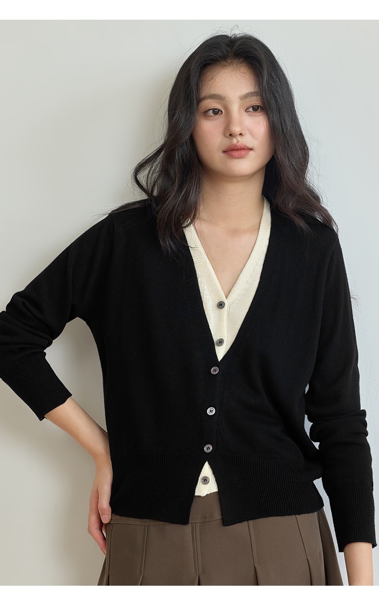 大尺碼黑色針織衫假兩件上衣高級感開襟衫