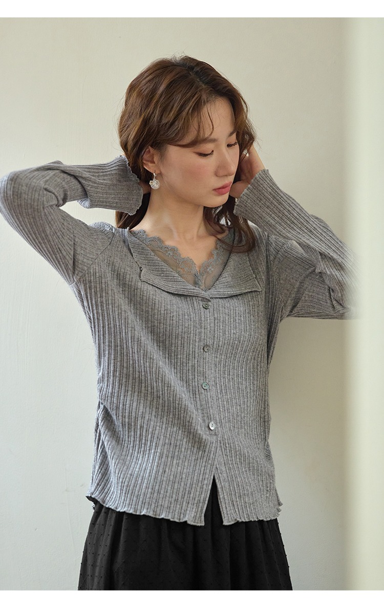 大尺碼蕾絲花邊拼接V領針織衫打底內搭氣質上衣