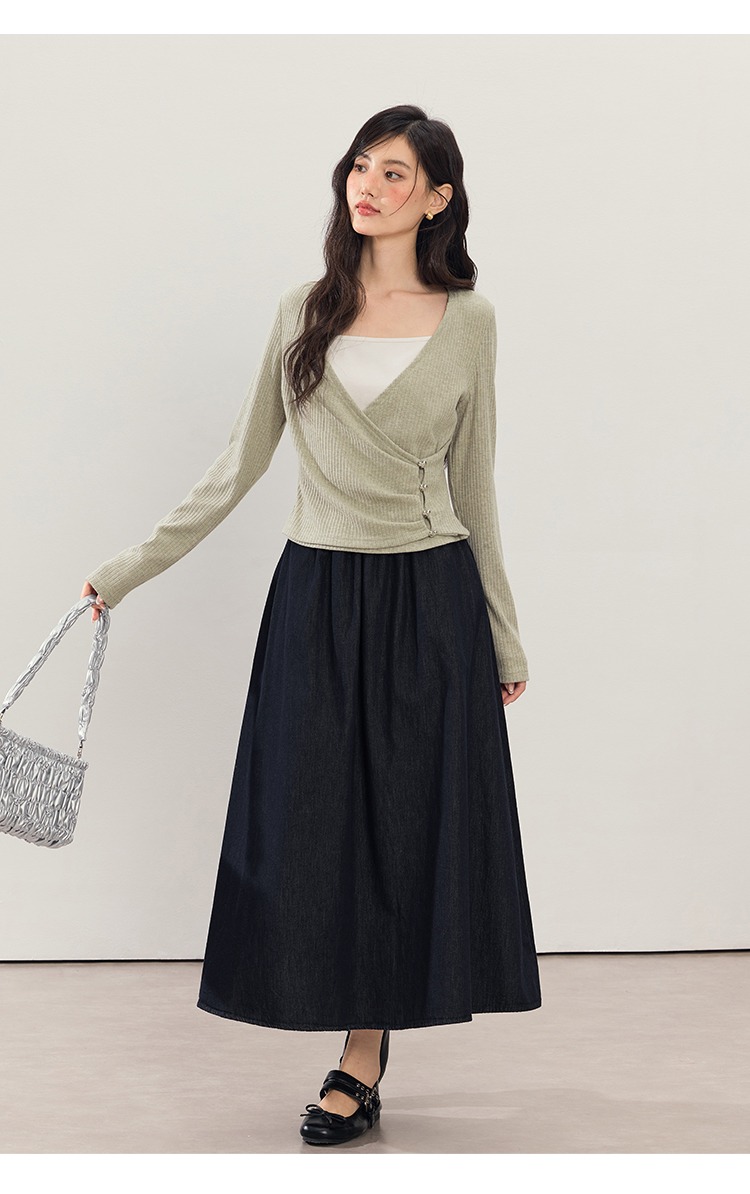 中大尺碼設計感假兩件綠色針織衫女秋裝