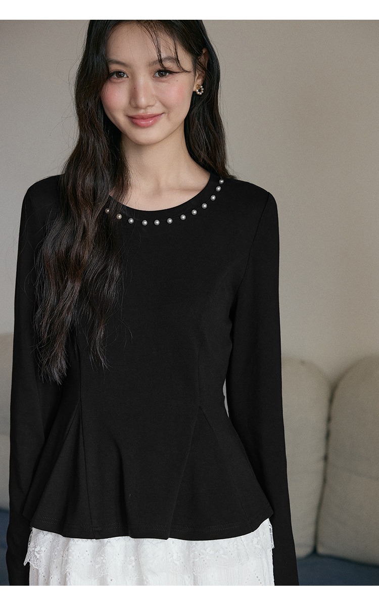 大尺碼黑色長袖T桖女秋季內搭釘珠打底衫
