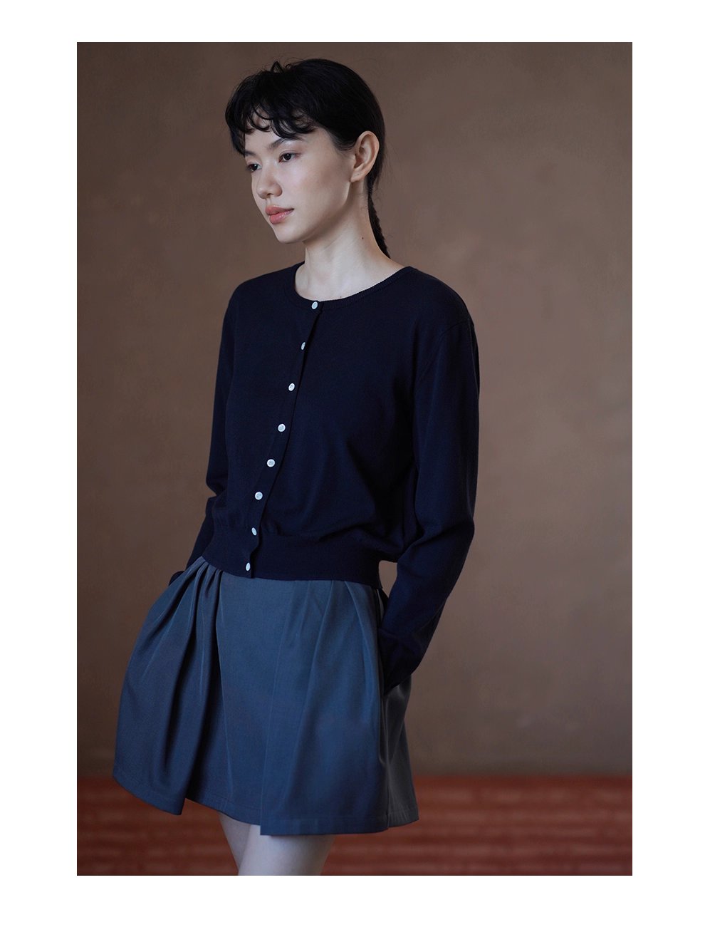 剛需基本款合身顯瘦通勤長袖軟糯針織撞色紐扣圓領外套