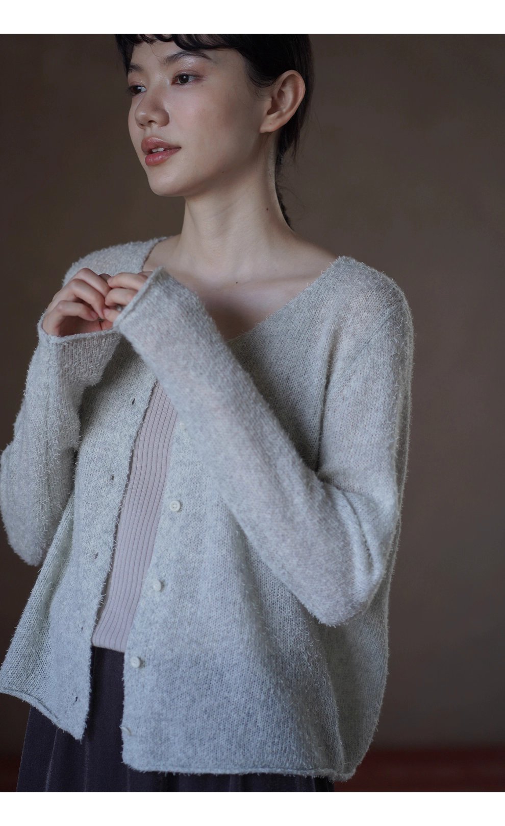 精巧小銀魚針織重磅綿羊毛桑蠶絲混紡捲邊通勤毛衣外套
