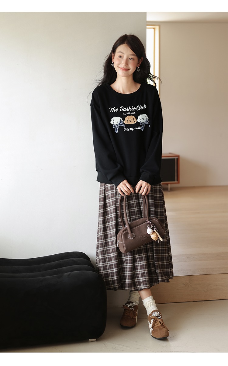 中大尺碼小狗刺繡刷絨大學T衛衣