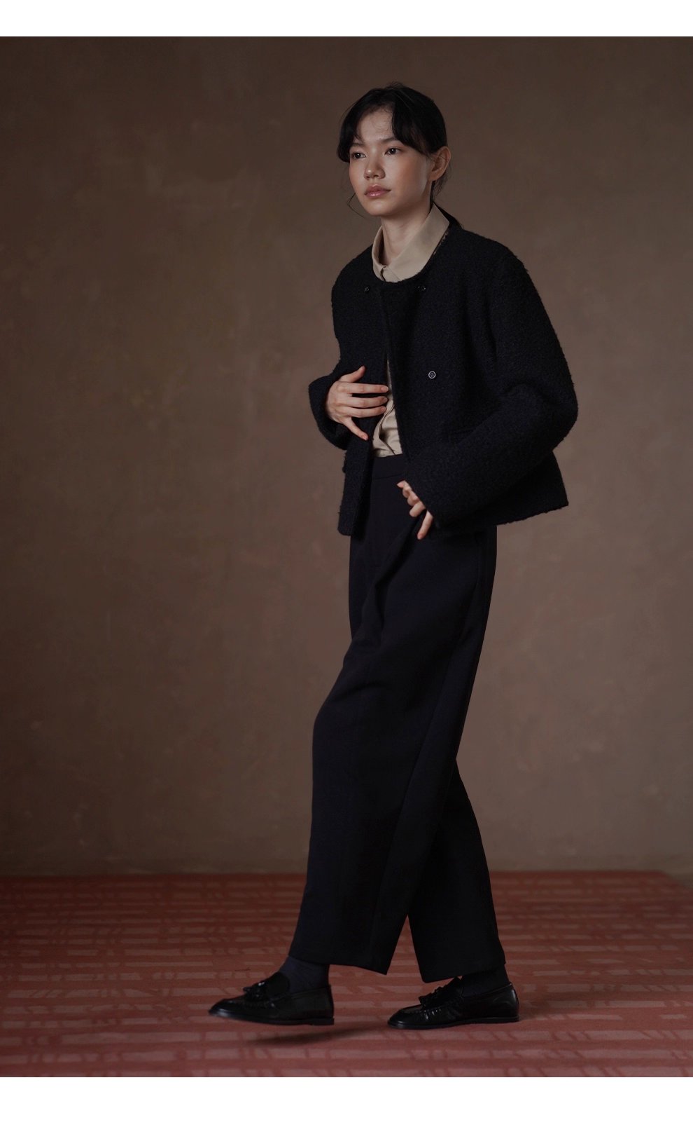 JI致英倫通勤簡約質感長袖襯衫寬鬆H型暗門襟設計上衣女,JI致英倫通勤簡約質感長袖襯衫寬鬆H型暗門襟設計上衣女,HBEW1123,JI致英倫通勤簡約質感長袖襯衫寬鬆H型暗門襟設計上衣女,可拆領袢,俐落有型