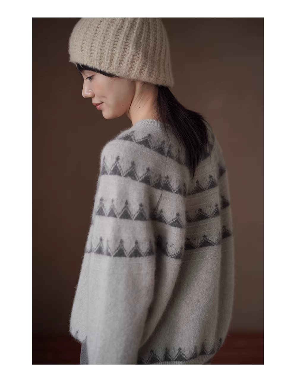 復古費爾島提花氛圍感柔軟羊毛浣熊混紡圓領寬鬆毛衣女