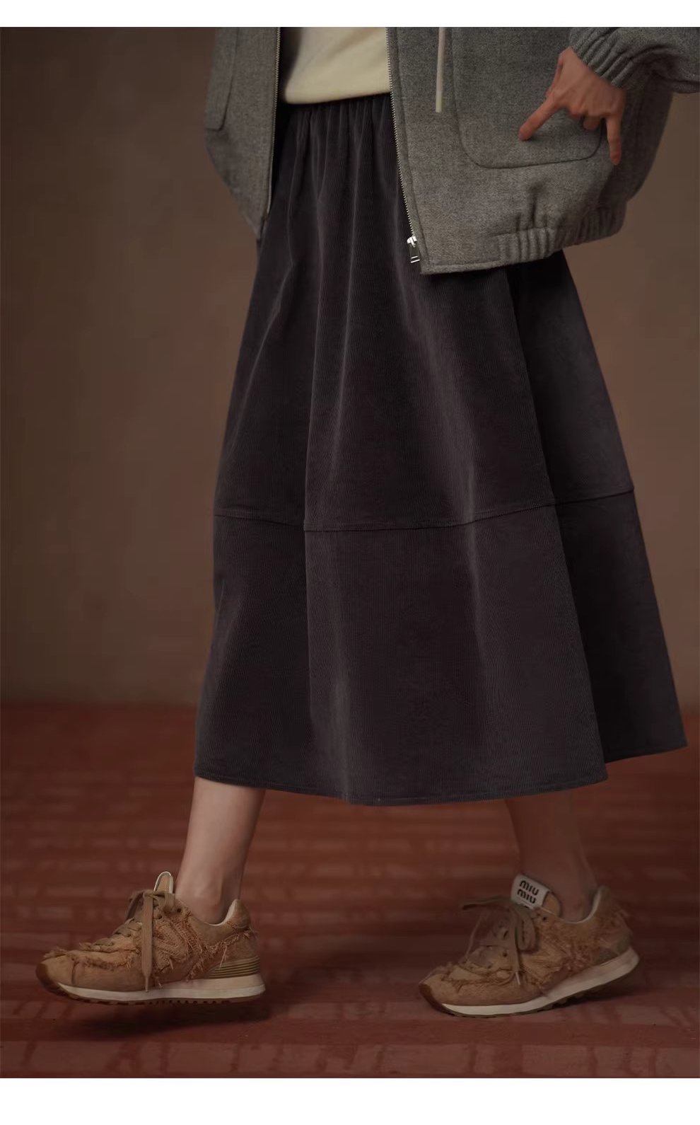 細膩坑條燈芯絨鬆緊高腰顯瘦分割剪裁通勤蓬蓬半身裙女,細膩坑條燈芯絨鬆緊高腰顯瘦分割剪裁通勤蓬蓬半身裙女,HBEW2041,細膩坑條燈芯絨鬆緊高腰顯瘦分割剪裁通勤蓬蓬半身裙女,蓬而不臃,燈芯絨