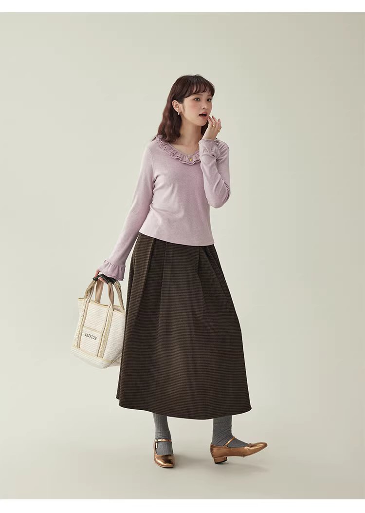 彩點荷葉邊v領厚T恤女冬季新款甜美打底長袖上衣,彩點荷葉邊v領厚T恤女冬季新款甜美打底長袖上衣,HBEW1186,彩點荷葉邊v領厚T恤女冬季新款甜美打底長袖上衣,荷葉邊領,彩點面料