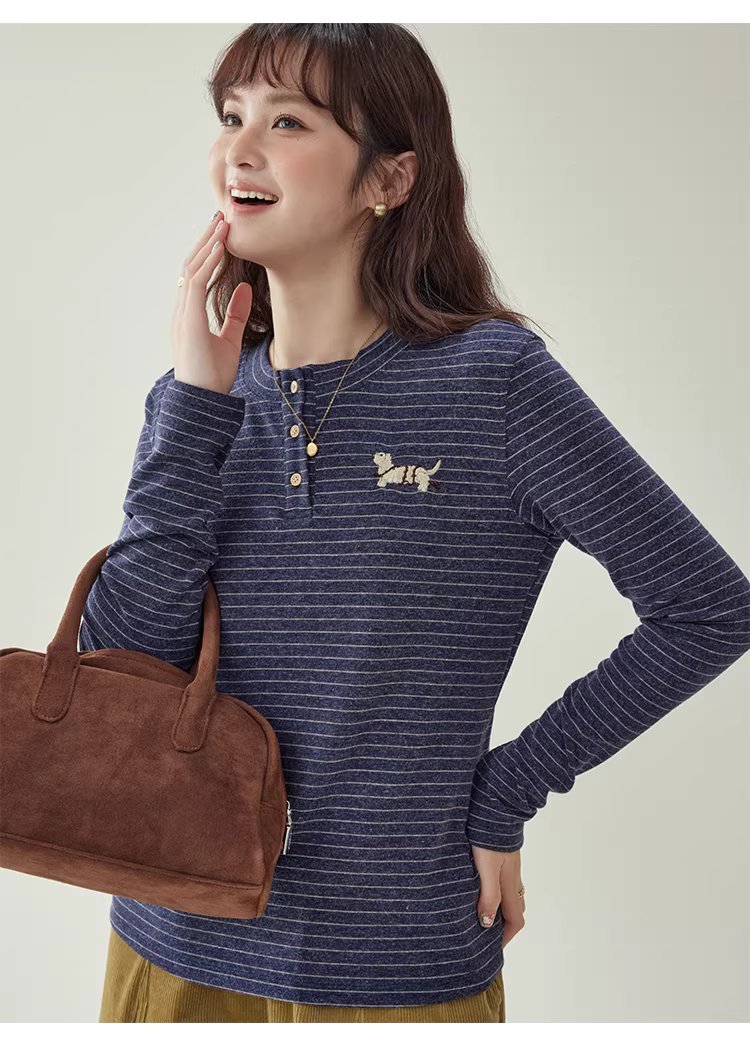 色織絨感繡花條紋T恤女冬新款寬鬆長袖內搭上衣,色織絨感繡花條紋T恤女冬新款寬鬆長袖內搭上衣,HBEW1194,色織絨感繡花條紋T恤女冬新款寬鬆長袖內搭上衣,條紋造型,絨感面料