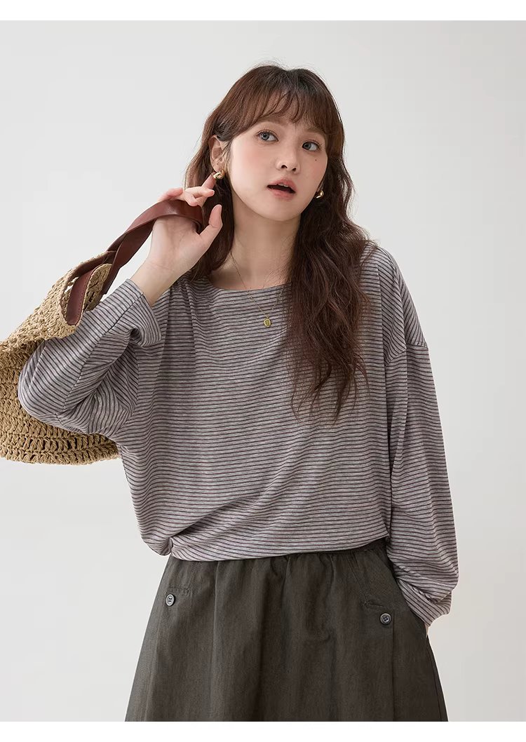 不規則蝙蝠袖暗條紋T恤女春季新款寬鬆小眾上衣,不規則蝙蝠袖暗條紋T恤女春季新款寬鬆小眾上衣,HBFS1005,不規則蝙蝠袖暗條紋T恤女春季新款寬鬆小眾上衣,蝙蝠袖型,天絲混紡
