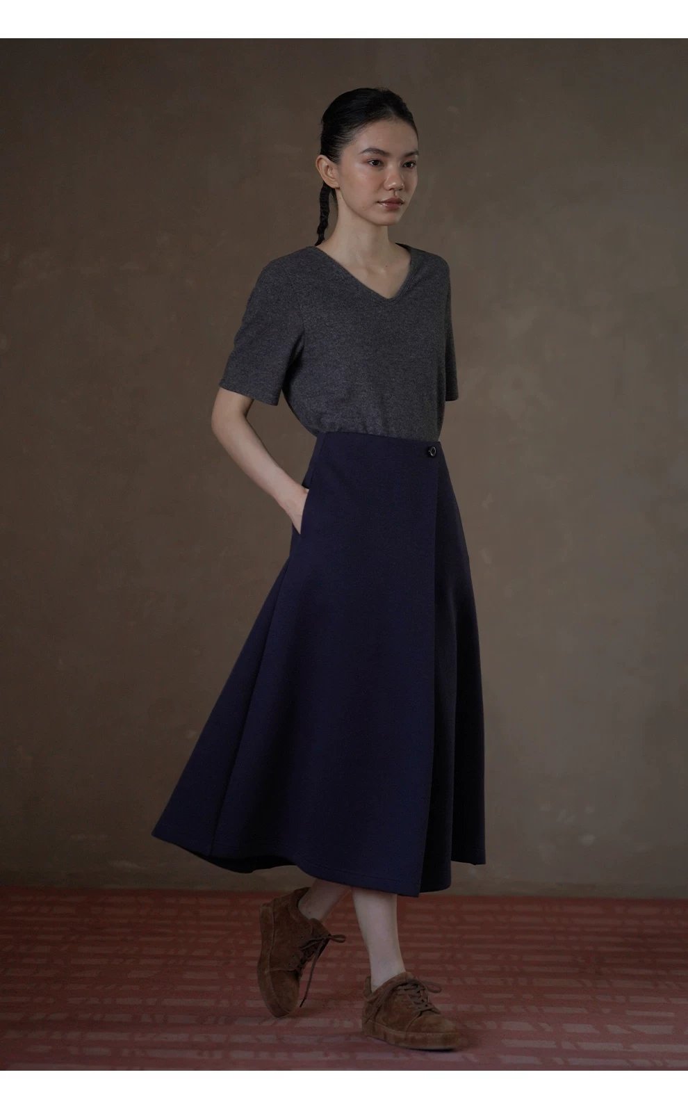 軟糯雲感T恤微寬鬆彈性V領基礎款不挑人百搭短袖上衣女,軟糯雲感T恤微寬鬆彈性V領基礎款不挑人百搭短袖上衣女,HBFS1027,軟糯雲感T恤微寬鬆彈性V領基礎款不挑人百搭短袖上衣女,貼身不悶,耐穿抗皺