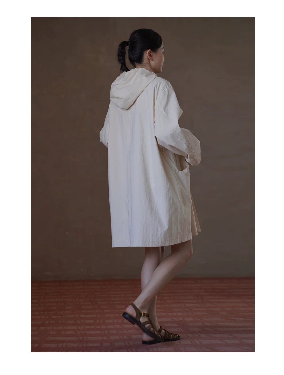 斯維港風衣寬鬆連帽戶外感運動寬鬆輕薄造型顯瘦外套女,斯維港風衣寬鬆連帽戶外感運動寬鬆輕薄造型顯瘦外套女,HBFS5007,斯維港風衣寬鬆連帽戶外感運動寬鬆輕薄造型顯瘦外套女,挺版有型,俐落連帽