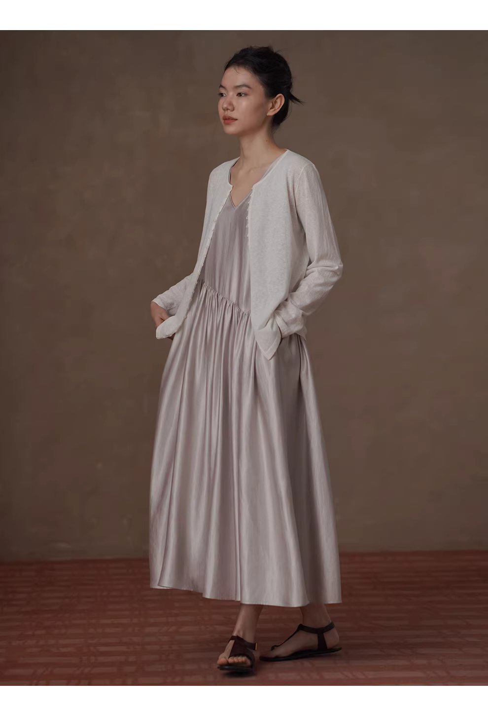 柔美少女粉紅月光垂軟顯瘦V領寬鬆無袖長A字背心洋裝,柔美少女粉紅月光垂軟顯瘦V領寬鬆無袖長A字背心洋裝,HBFS7015,柔美少女粉紅月光垂軟顯瘦V領寬鬆無袖長A字背心洋裝,細膩珠光,內搭疊穿