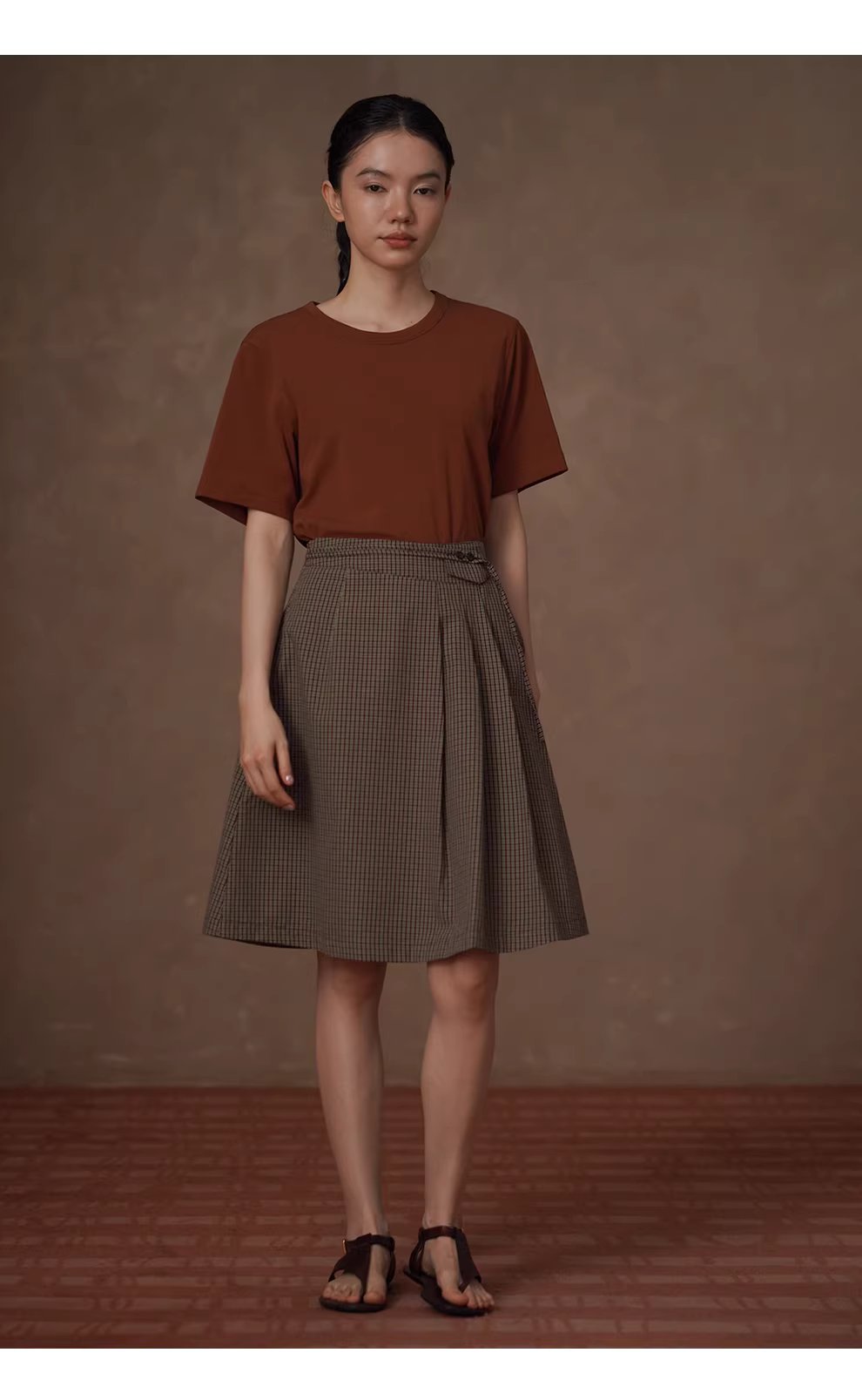 點亮沉悶顯白濾鏡簡約基本款圓領軟糯親膚彈性短袖T恤女,點亮沉悶顯白濾鏡簡約基本款圓領軟糯親膚彈性短袖T恤女,HBFS1038,點亮沉悶顯白濾鏡簡約基本款圓領軟糯親膚彈性短袖T恤女,顯白百搭,暖棕復古