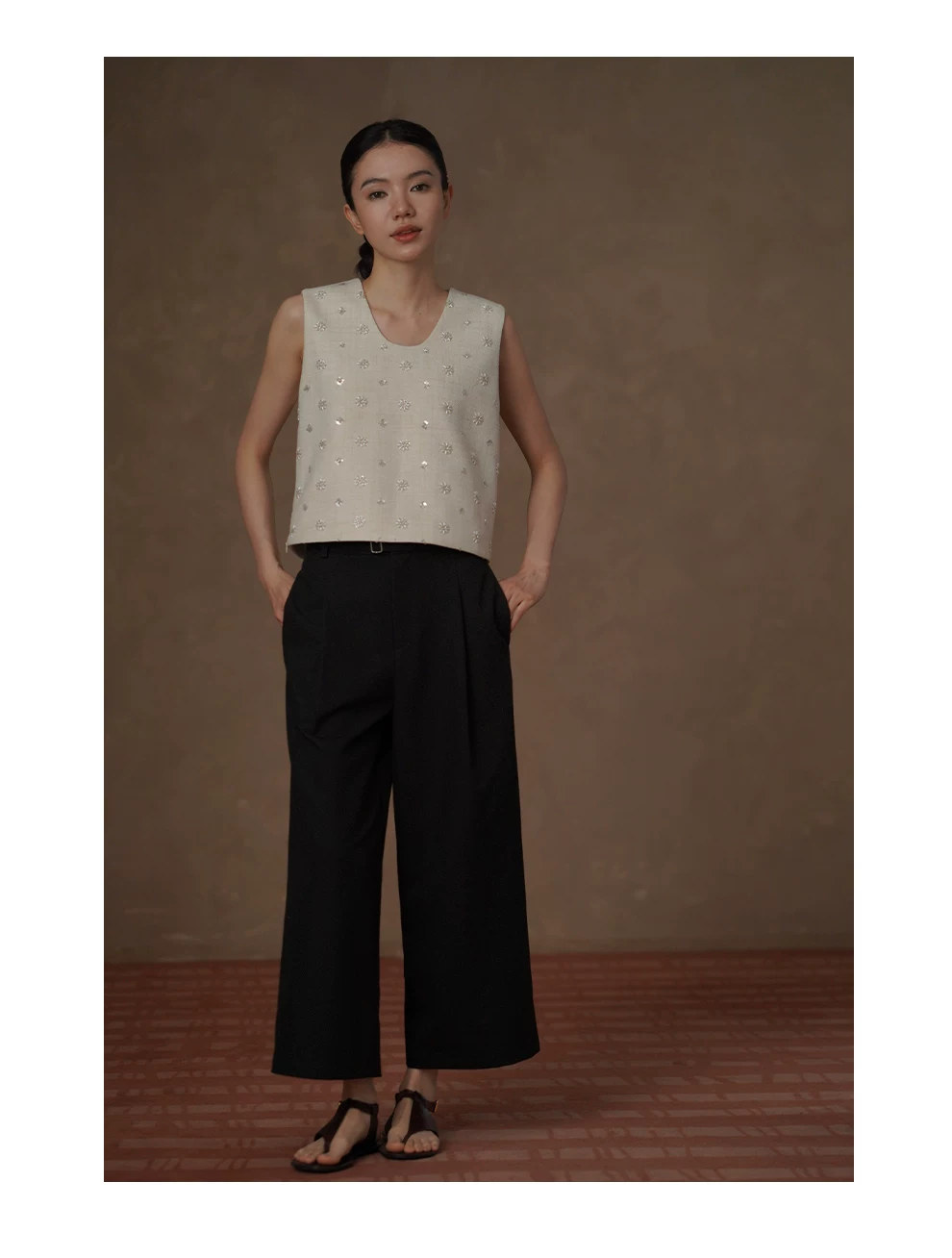 重磅手工釘珠無袖U領寬鬆貴氣千金氣質上衣顯瘦無袖背心,重磅手工釘珠無袖U領寬鬆貴氣千金氣質上衣顯瘦無袖背心,HBFS1109,重磅手工釘珠無袖U領寬鬆貴氣千金氣質上衣顯瘦無袖背心,小香名媛,亮片珠珠