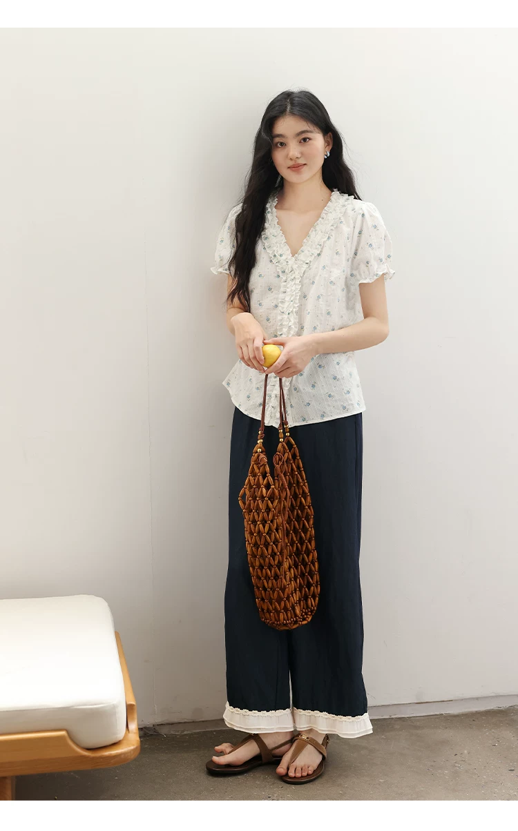 大尺碼法式短袖白襯衫女木耳邊V領上衣女2026夏季碎花襯衣,大尺碼法式短袖白襯衫女木耳邊V領上衣女2026夏季碎花襯衣,HBFS1320,大尺碼法式短袖白襯衫女木耳邊V領上衣女2026夏季碎花襯衣,中大尺碼,荷葉邊領