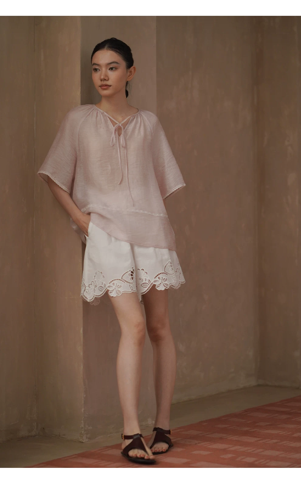 冷萃月光石亞麻混紡清透花邊拼接氛圍感寬鬆顯瘦襯衫女,冷萃月光石亞麻混紡清透花邊拼接氛圍感寬鬆顯瘦襯衫女,HBFS1344,冷萃月光石亞麻混紡清透花邊拼接氛圍感寬鬆顯瘦襯衫女,領口繫帶,花邊拼接
