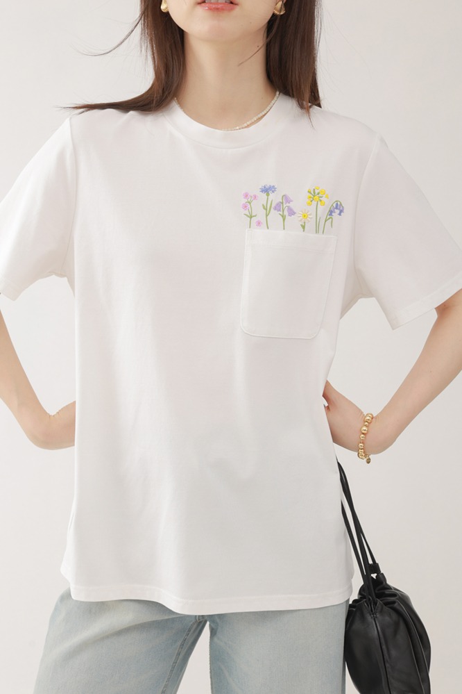 刺繡寬鬆短袖T卹女款新品白色正肩圓領休閒上衣